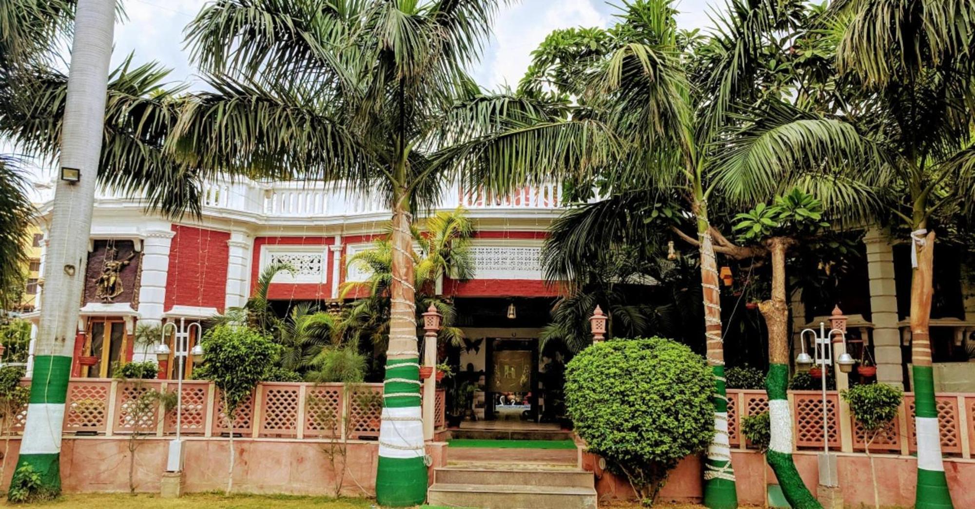 Heritage Hotel Lucknow Exterior photo